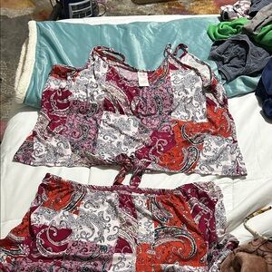 Secret Treasures Multicolor Paisley Pajama Set